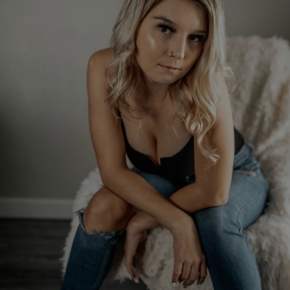 LIVE SHOW LISTING LIKE THIS TO BE NOTIFIED WHEN I GO LIVE!!!Tuesday - Wednesday - Picture 13 of 14